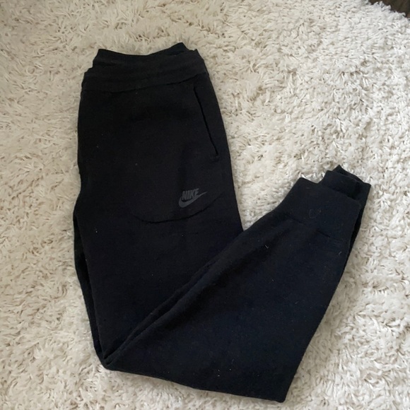 Nike joggers - Picture 1 of 2